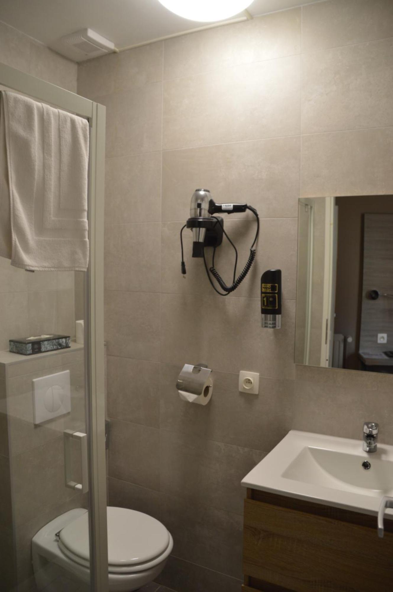 Hotel Mille Colonnes Louvain Extérieur photo
